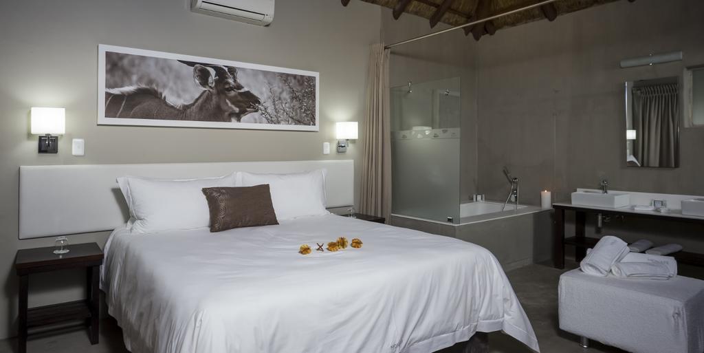 Resort Monate Game